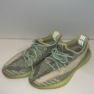 adidas Yeezy Boost 350 V2